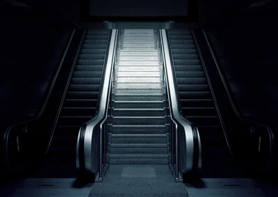 Stannah monte escalier droit : guide complet et prix 2026