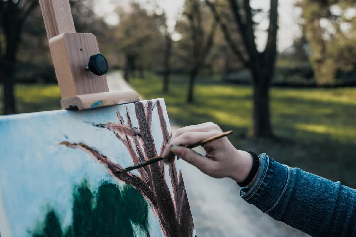 Découvrez comment peindre à la tempera en 2026 : techniques et astuces infaillibles