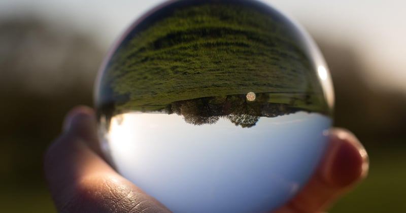 Grand miroir rond 120 cm : la pièce maîtresse qui agrandit votre déco