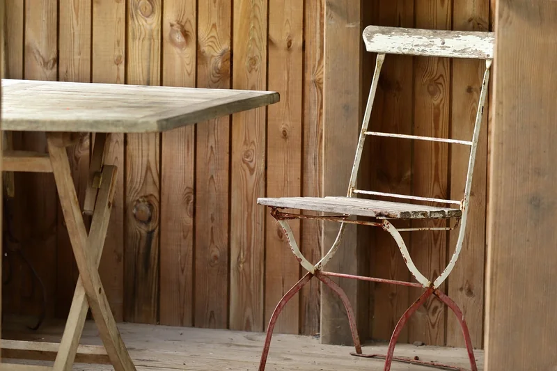 Les pièces clés d'une déco jardin vintage